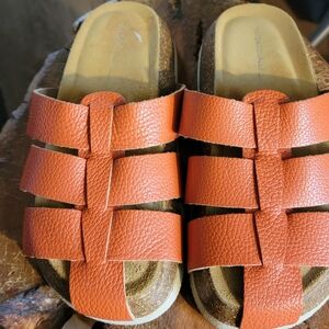 Intentionally Blank Raft Sandals Sz 37